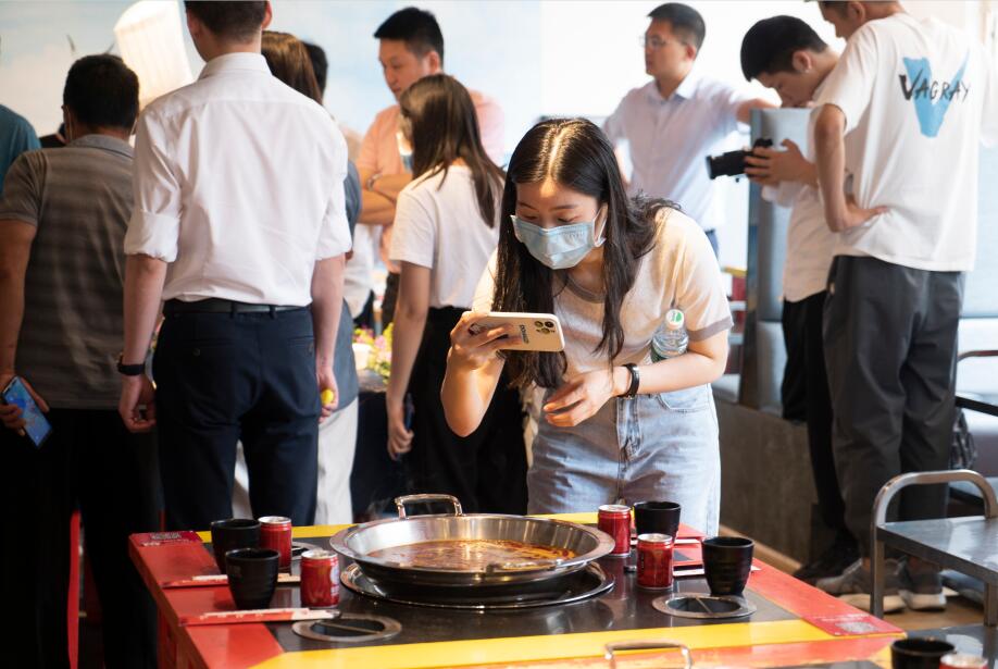 “以（yǐ）誠相（xiàng）待，合作共贏”——川禾食品第一（yī）屆餐飲（yǐn）客戶參訪日（rì）圓滿完成